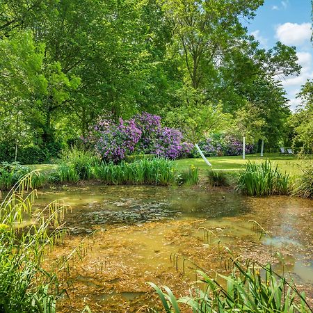 De Dag Des Heeren Apartment Merendree Bagian luar foto