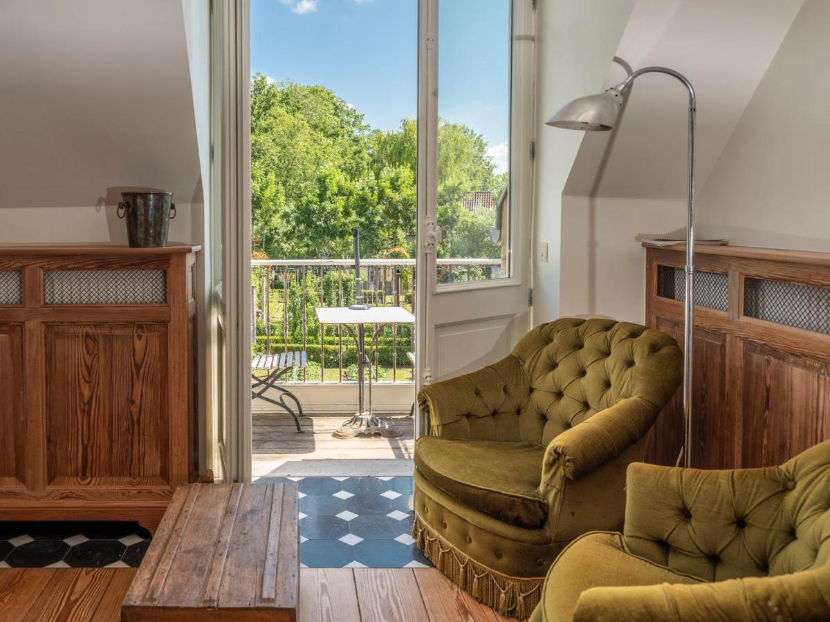 De Dag Des Heeren Apartment Merendree Bagian luar foto
