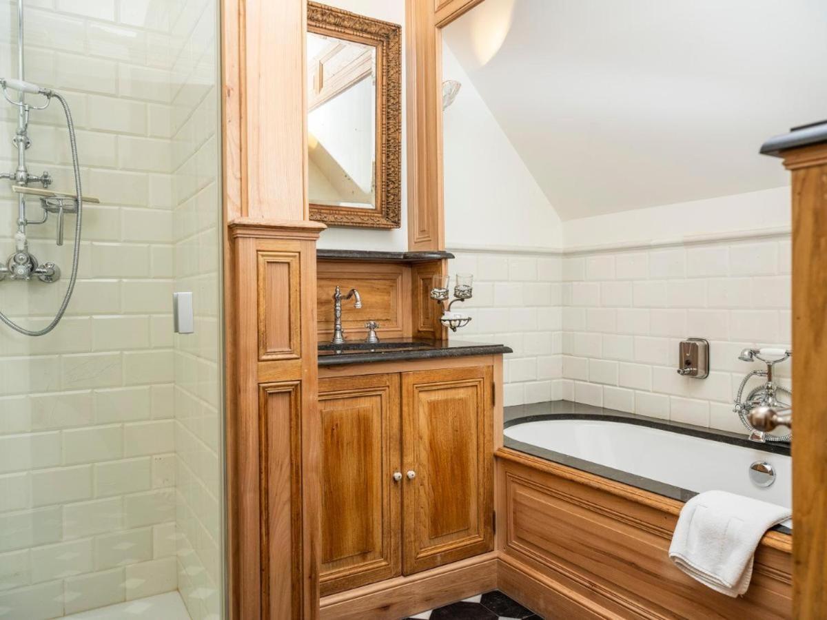 De Dag Des Heeren Apartment Merendree Bagian luar foto